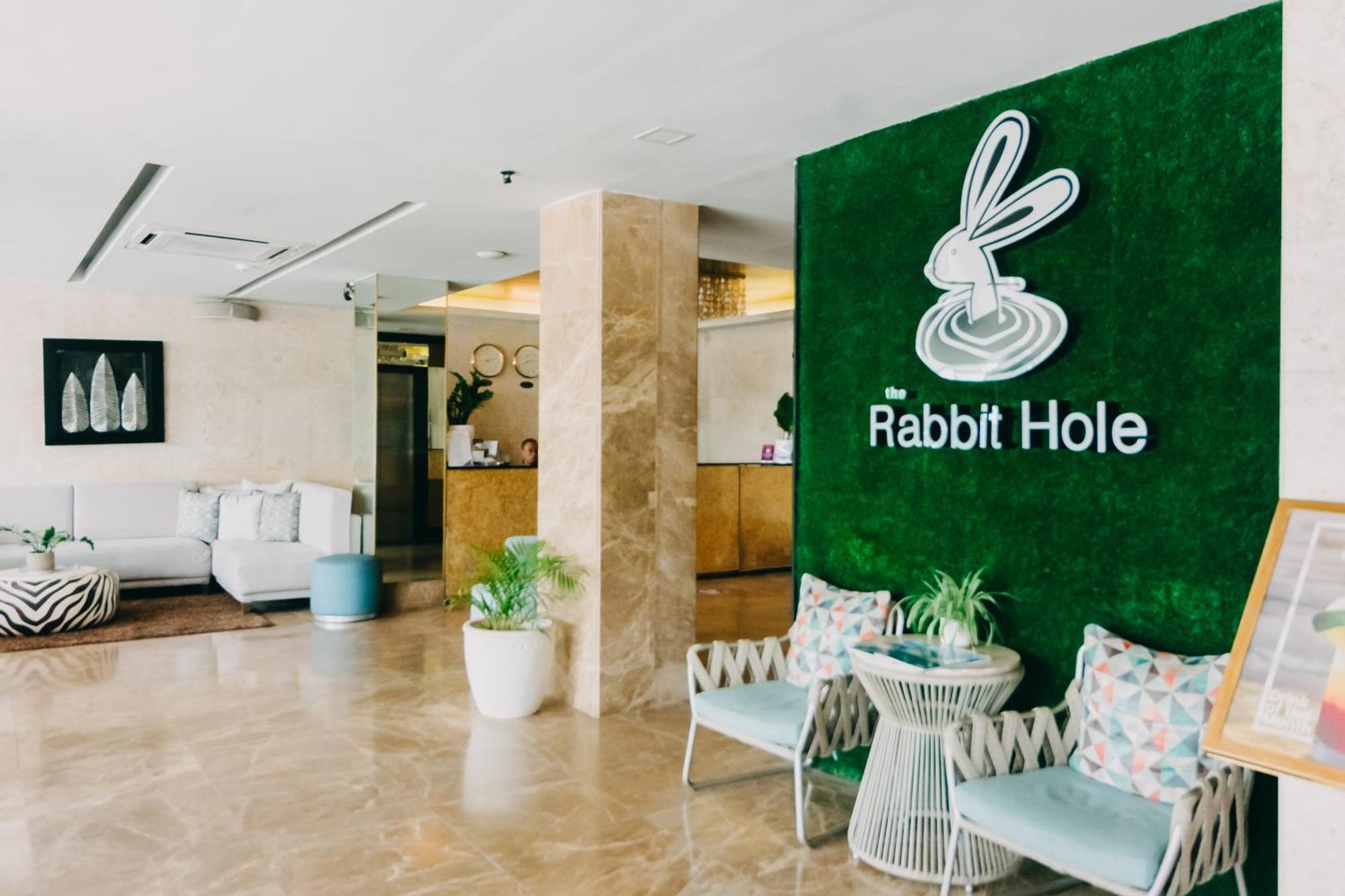 Goldberry Suites & Hotel Mactan Lapu-Lapu City Dış mekan fotoğraf
